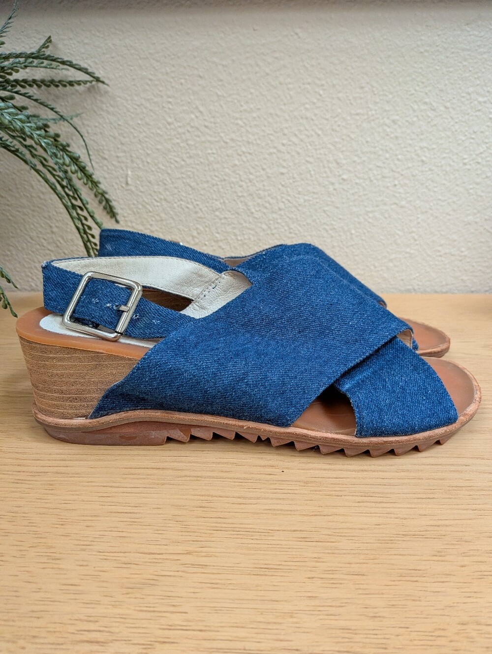 Jeffrey Campbell Blue Denim Sling Back Wedge Heeled Sandals Size 9